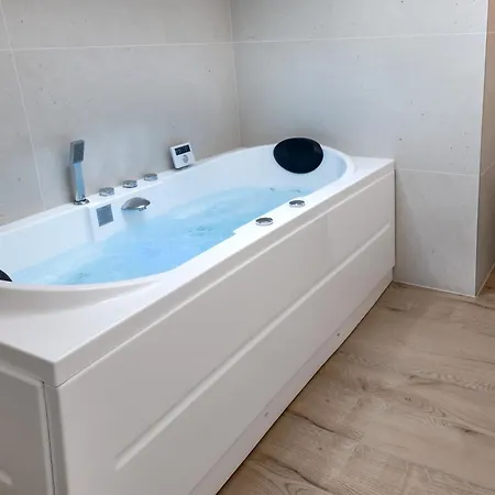 Coeur De Metz Balneo - La Suite 4 Extérieur photo